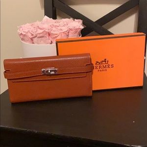 Hermes Style Leather Wallet